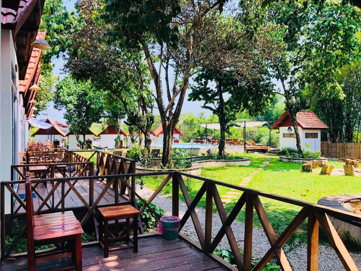 Jungle Paradise Vangvieng - Bungalows Vang Vieng Exteriér fotografie